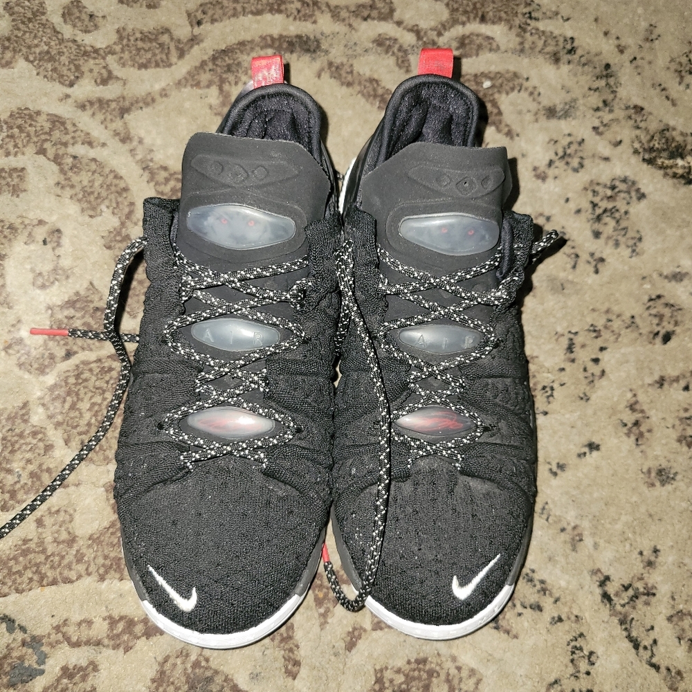 Nike Lebron Xviii 18 Black White University Red Bred